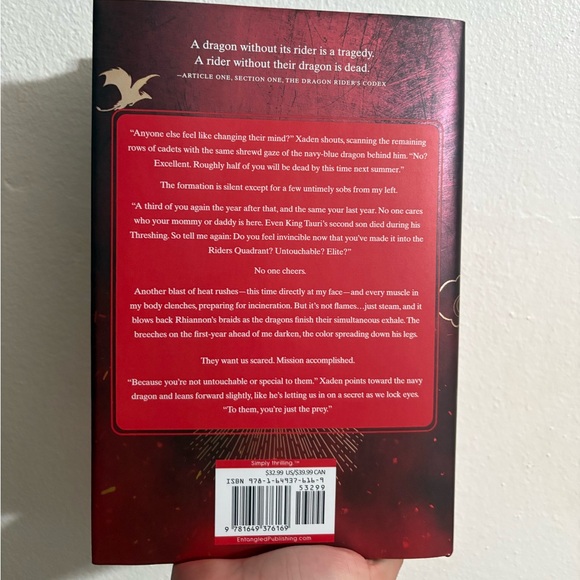 Fourth Wing Limited Holiday Special Edition
Book Red Cover/ New - Picture 2 of 10